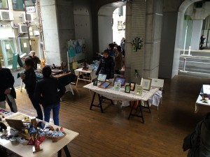 かいだん広場